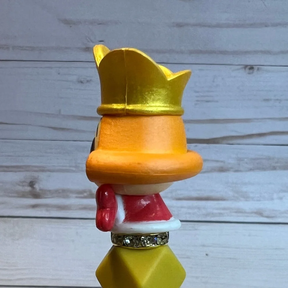 Handmade “King of Hearts” Doorables Beaded Pen
